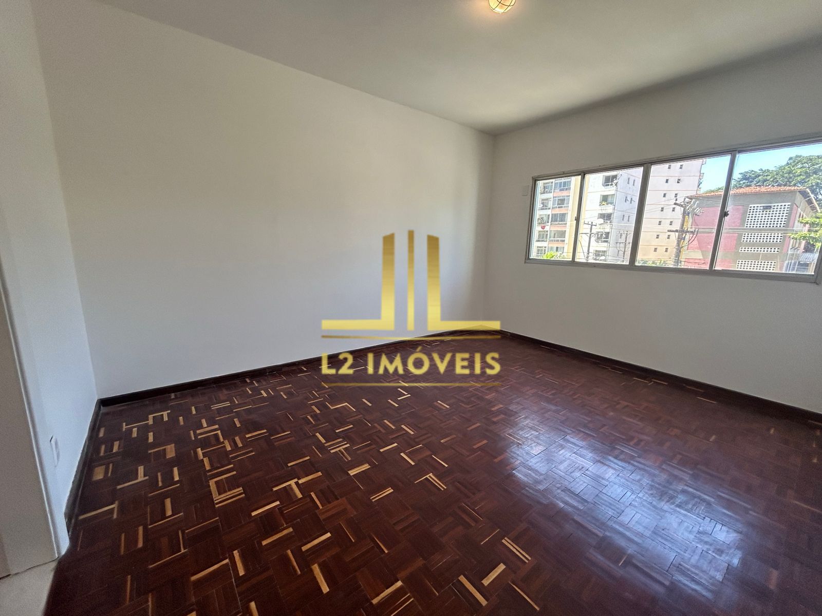 Apartamento à venda com 3 quartos, 138m² - Foto 6