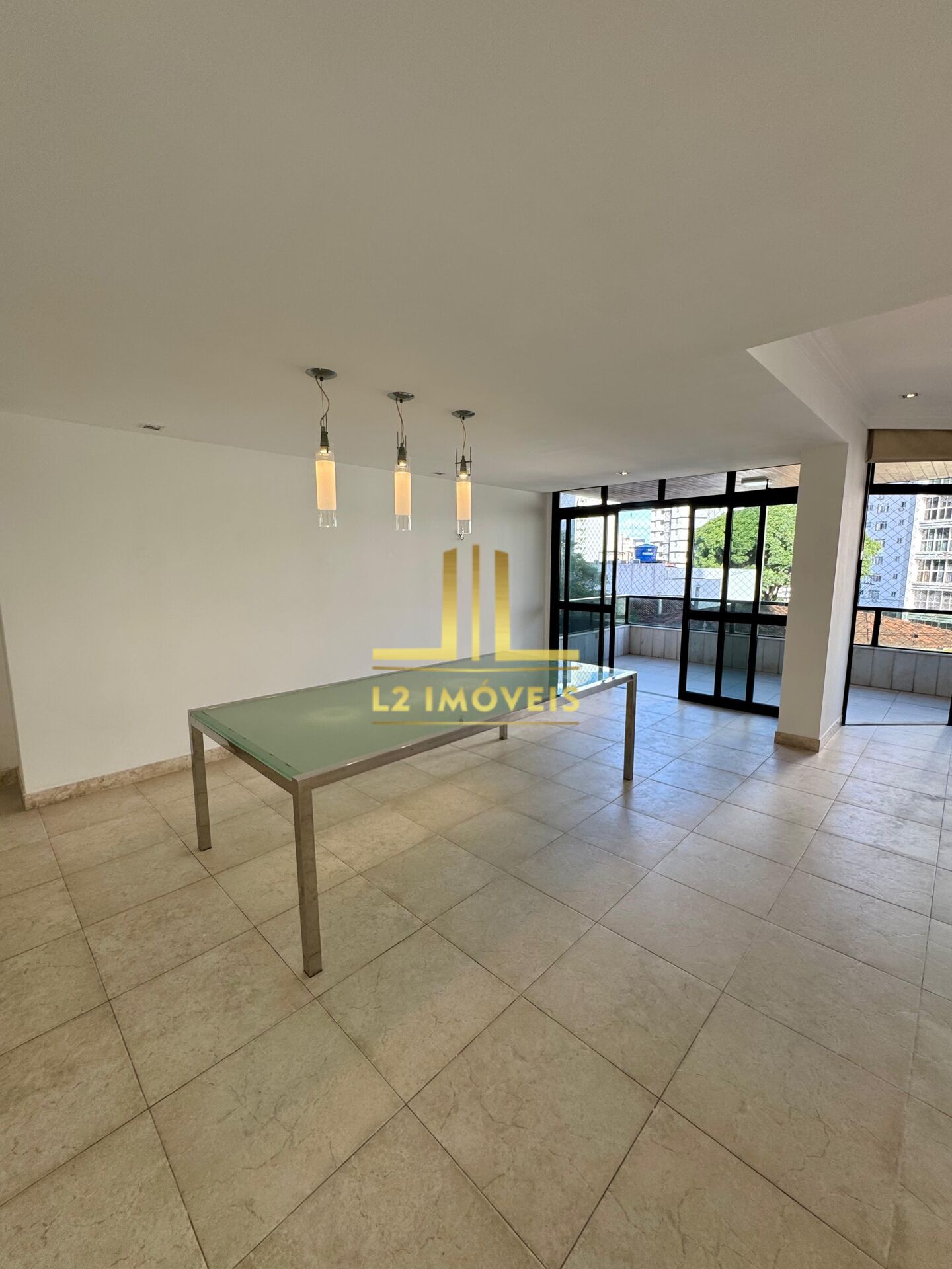 Apartamento à venda com 4 quartos, 234m² - Foto 6