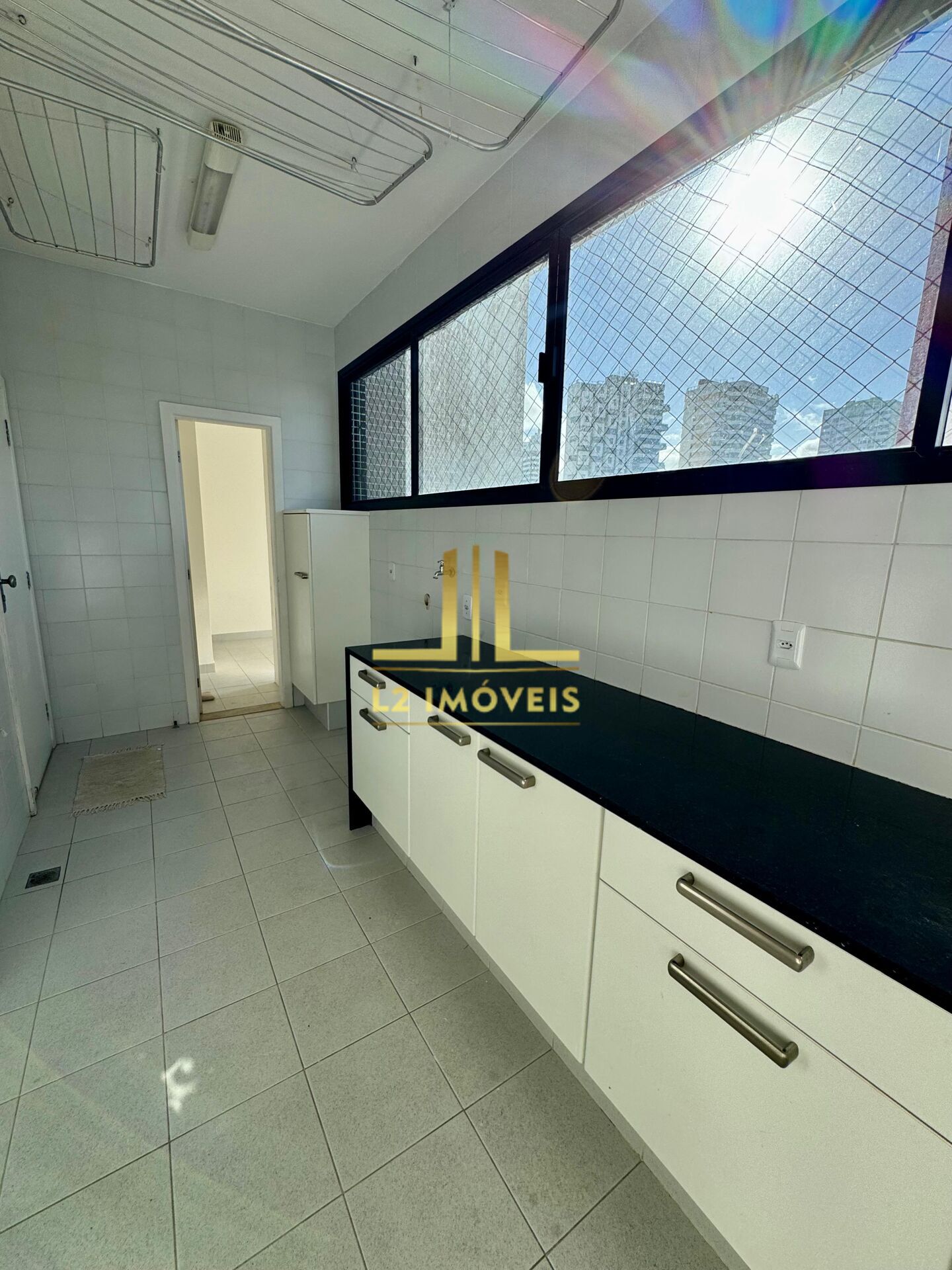 Apartamento à venda com 4 quartos, 234m² - Foto 13