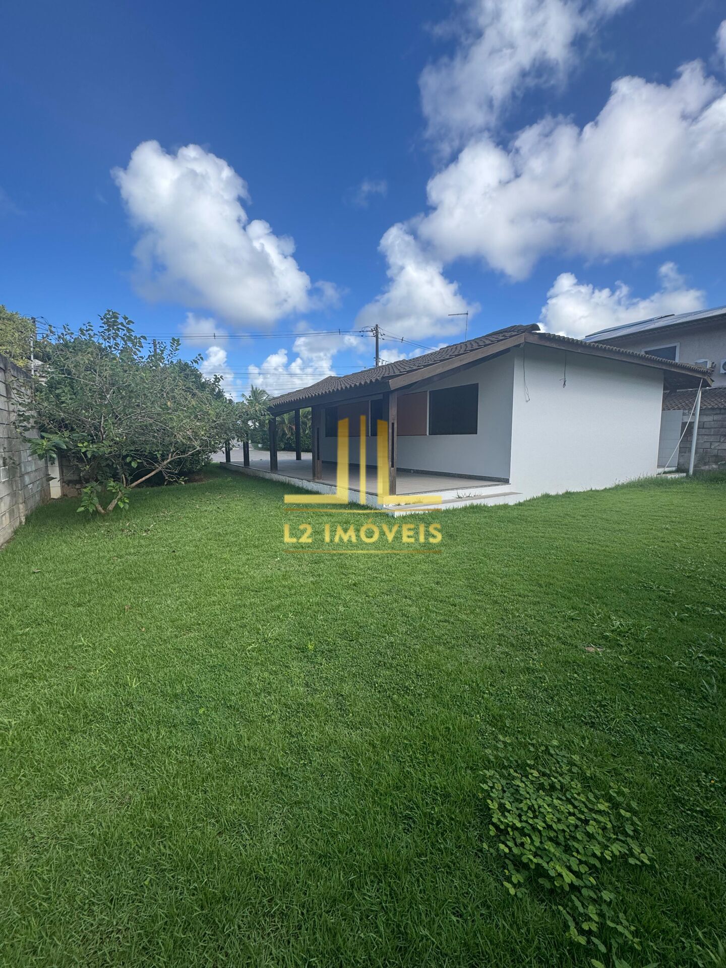 Casa à venda com 3 quartos, 250m² - Foto 4