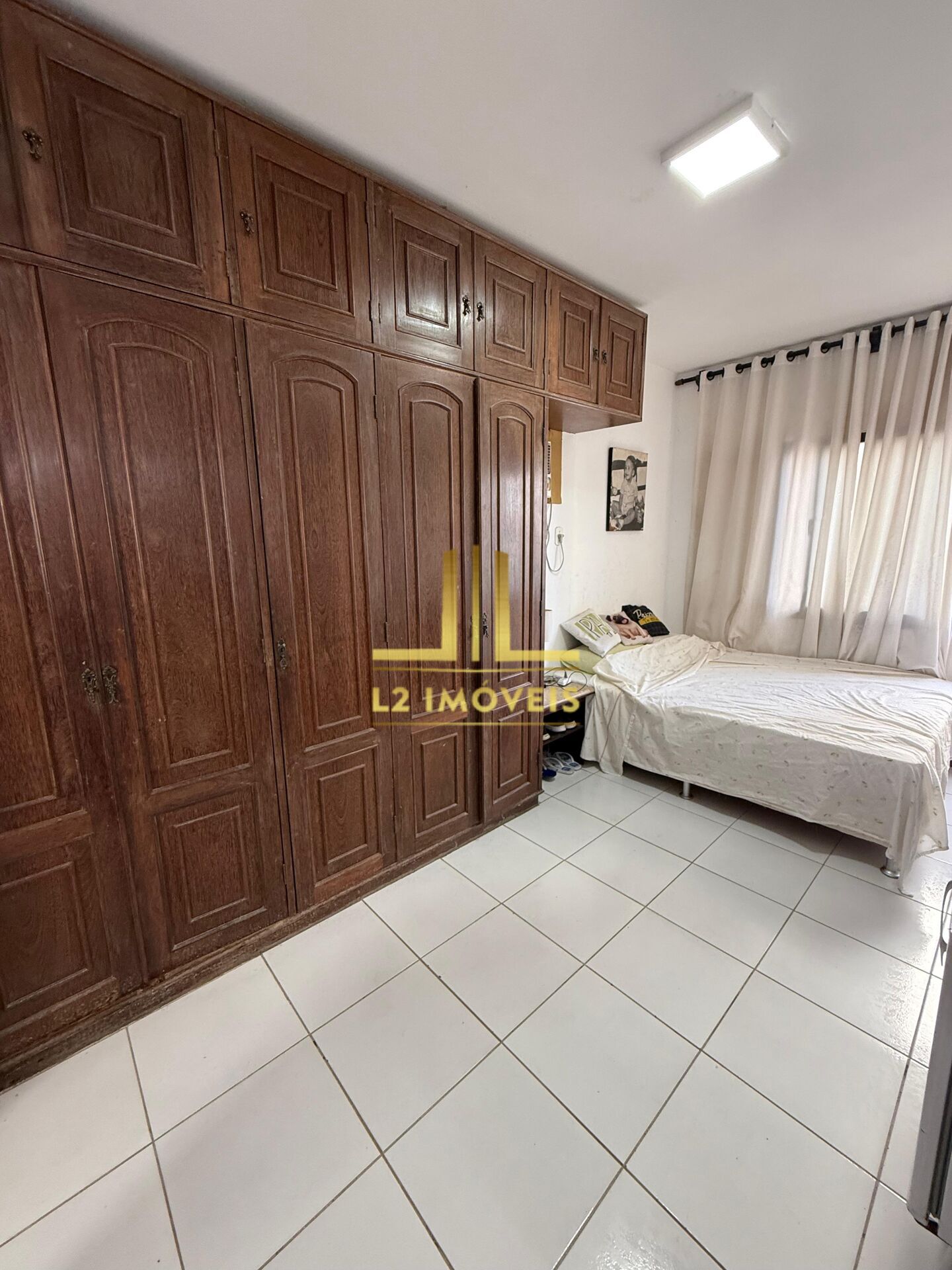 Apartamento à venda com 3 quartos, 110m² - Foto 4