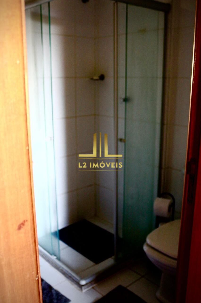Apartamento à venda com 2 quartos, 70m² - Foto 18