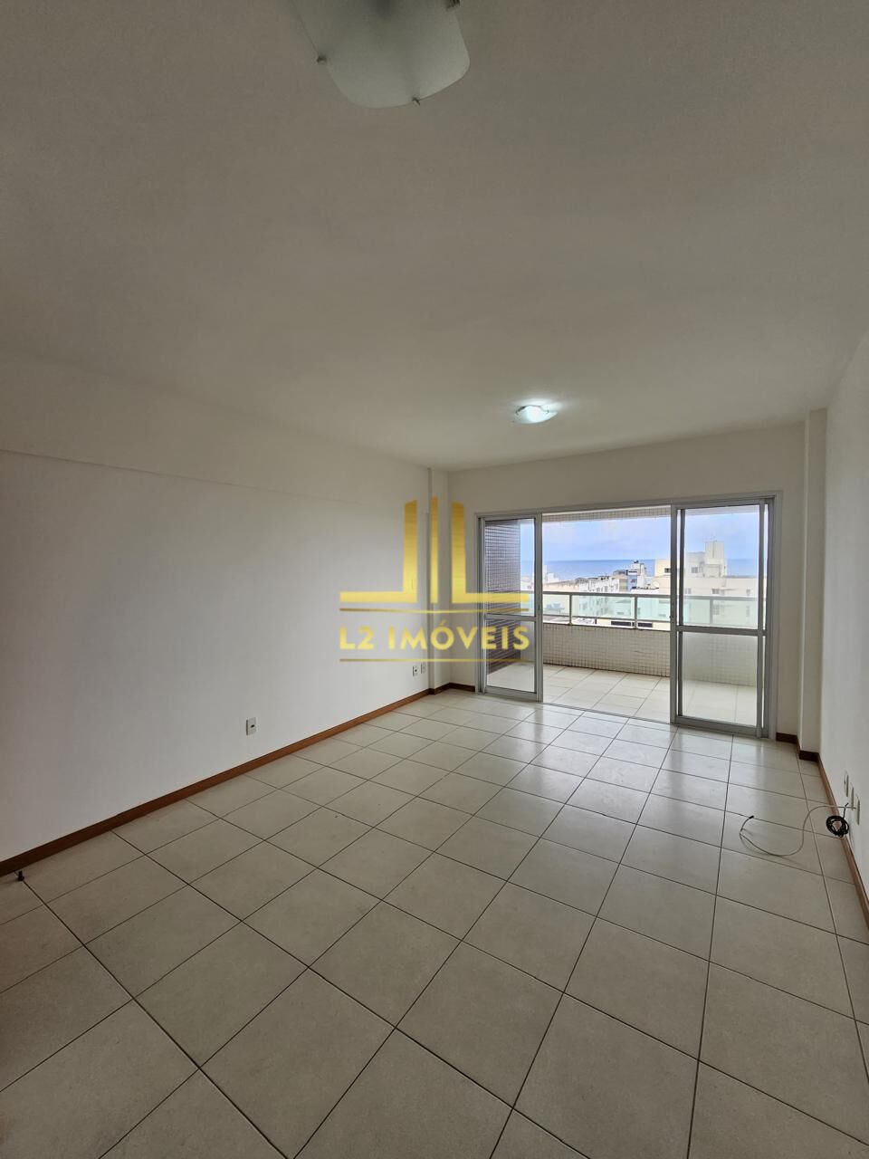 Apartamento à venda com 2 quartos, 81m² - Foto 3