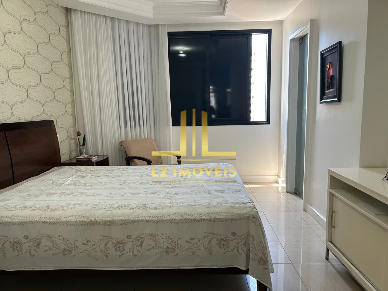 Apartamento à venda com 4 quartos, 212m² - Foto 11