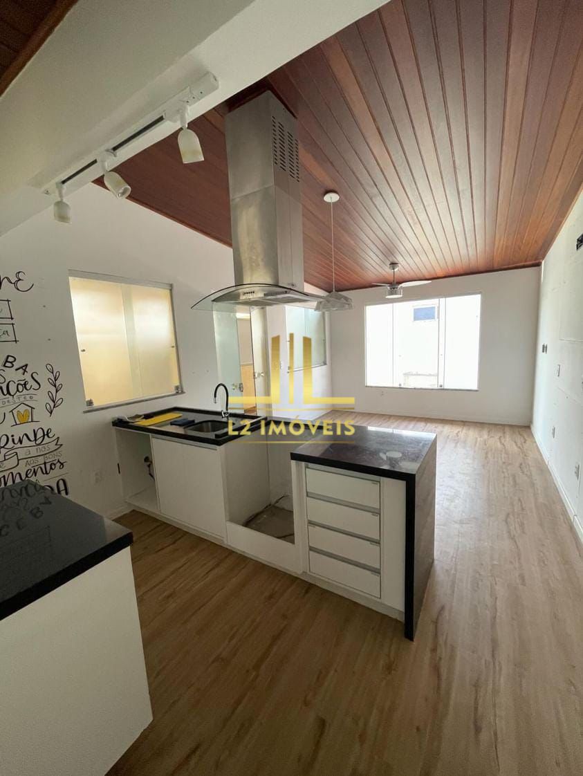 Casa à venda com 4 quartos, 220m² - Foto 26