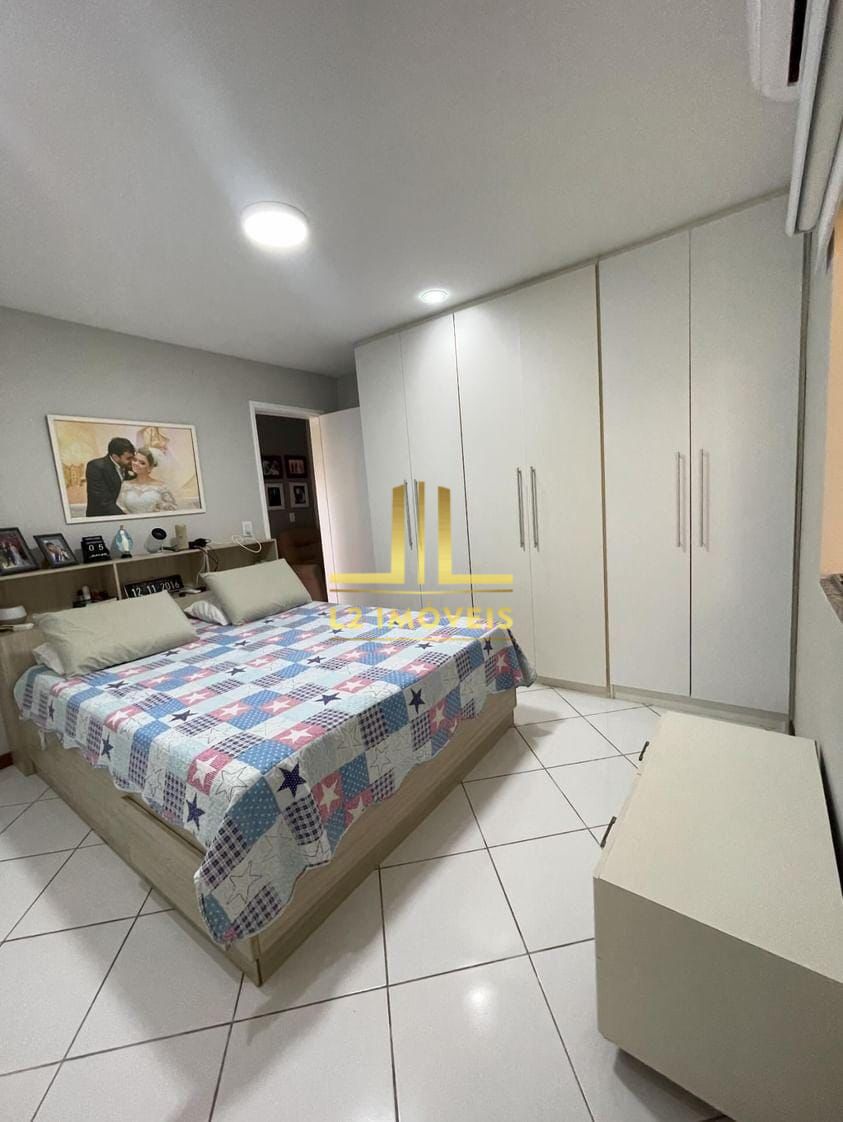 Casa à venda com 4 quartos, 220m² - Foto 23