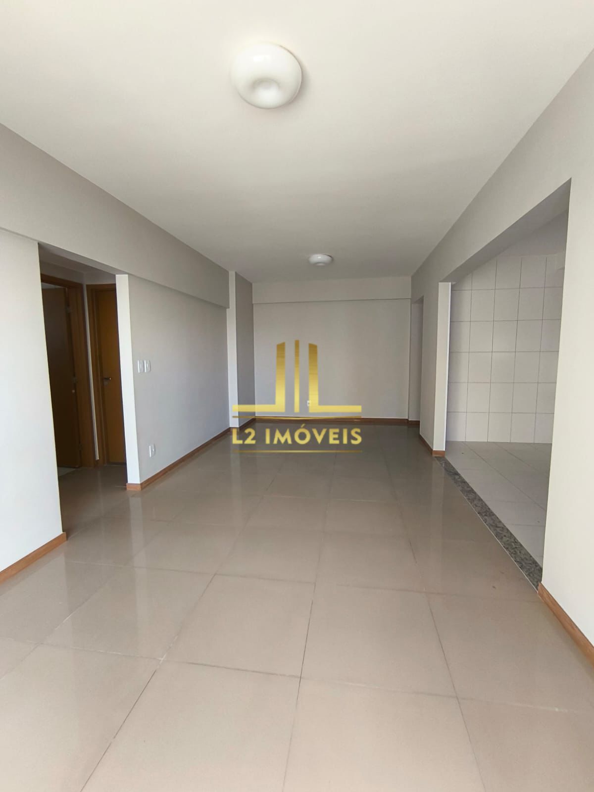 Apartamento à venda com 2 quartos, 86m² - Foto 2