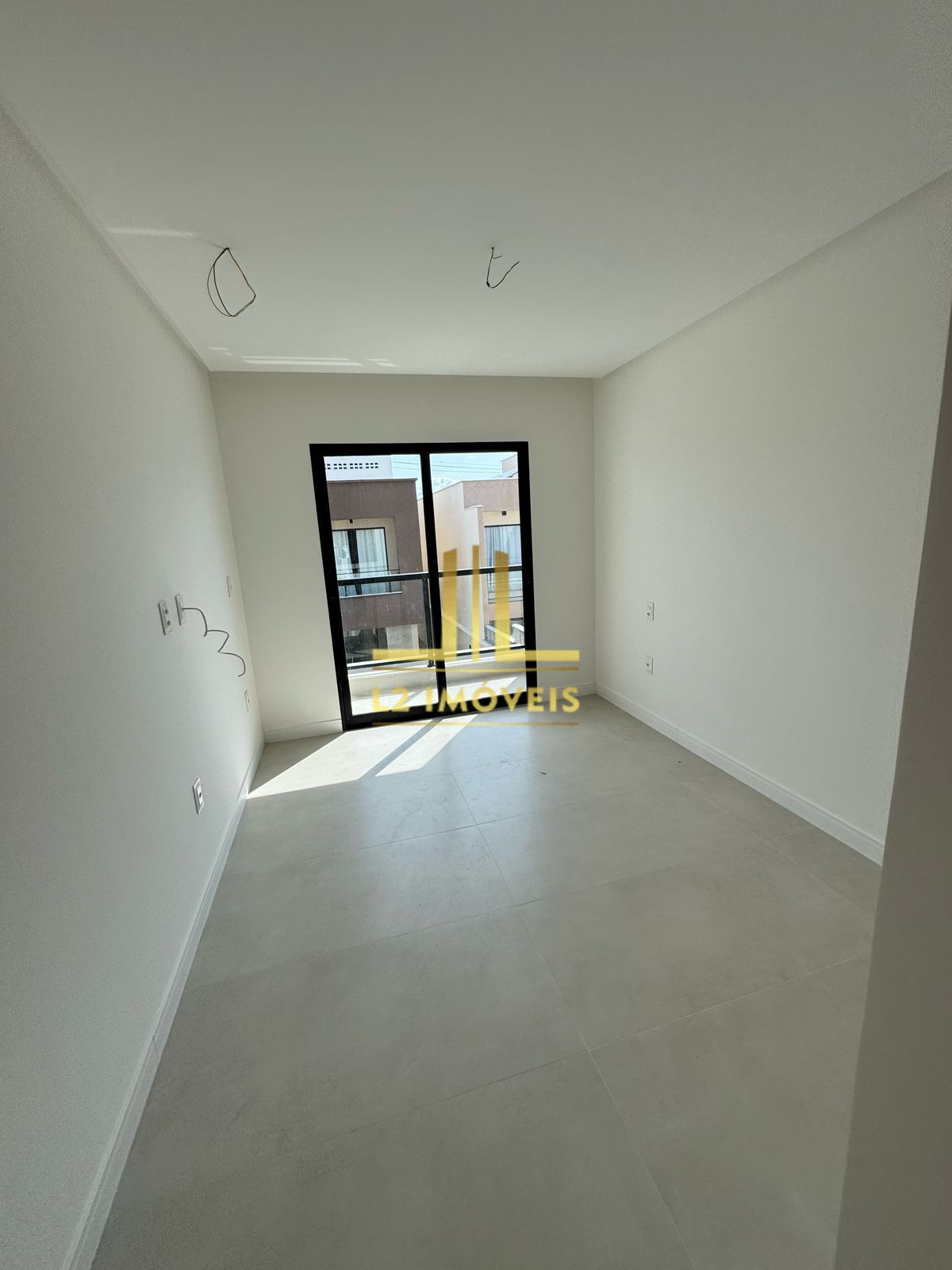 Casa à venda com 4 quartos, 180m² - Foto 6