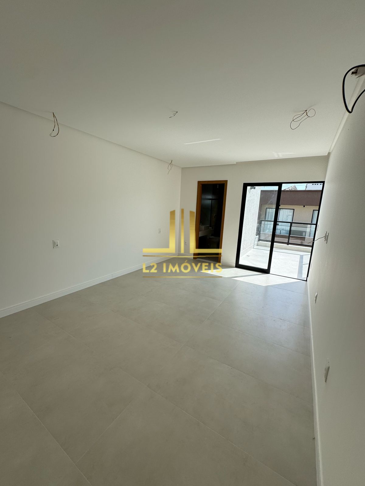 Casa à venda com 4 quartos, 180m² - Foto 8