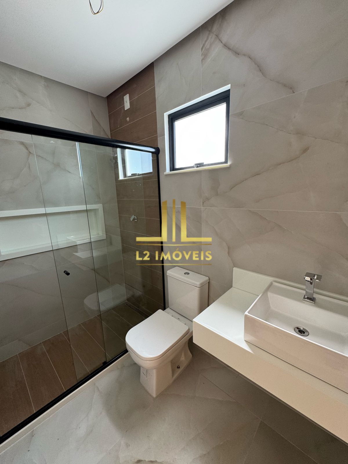 Casa à venda com 4 quartos, 180m² - Foto 13