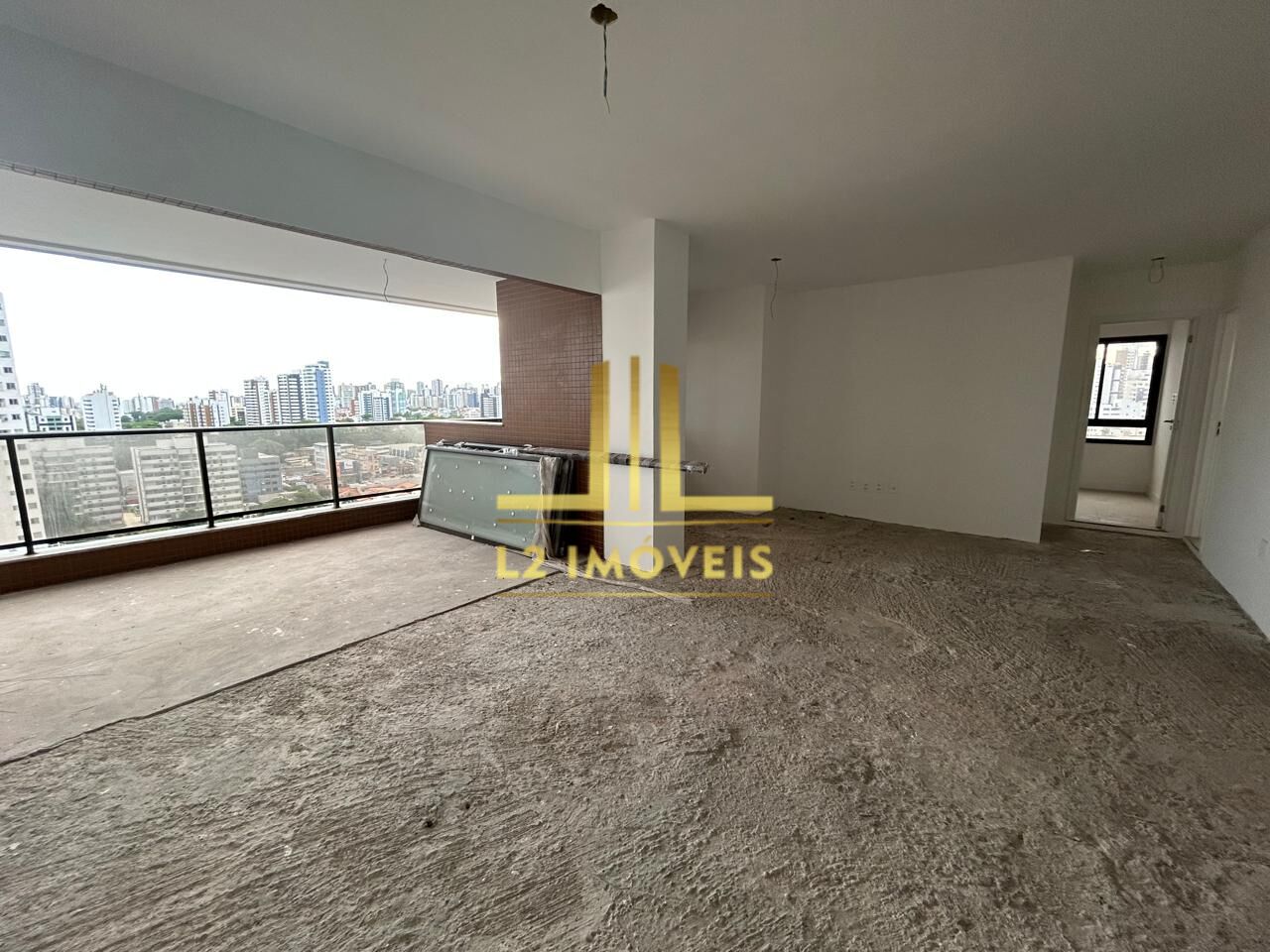 Apartamento à venda com 3 quartos, 140m² - Foto 3