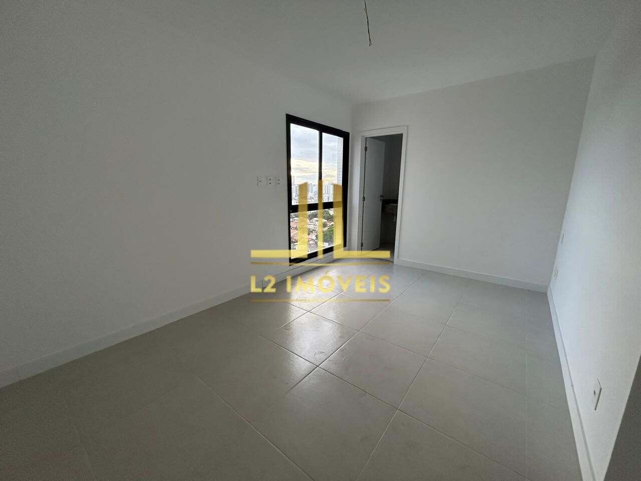 Apartamento à venda com 3 quartos, 140m² - Foto 9