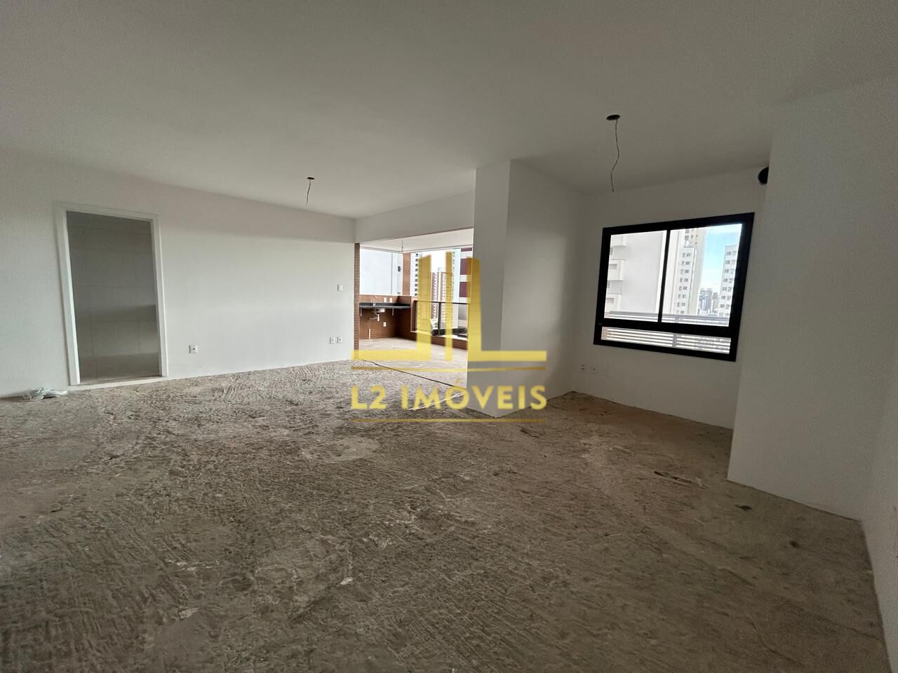 Apartamento à venda com 3 quartos, 140m² - Foto 4