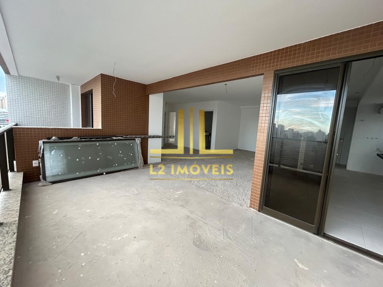 Apartamento à venda com 3 quartos, 140m² - Foto 6