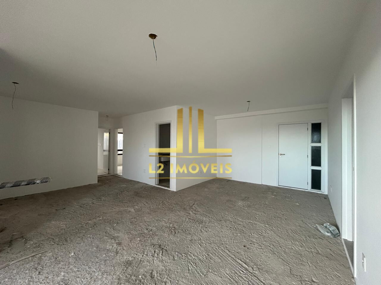 Apartamento à venda com 3 quartos, 140m² - Foto 1