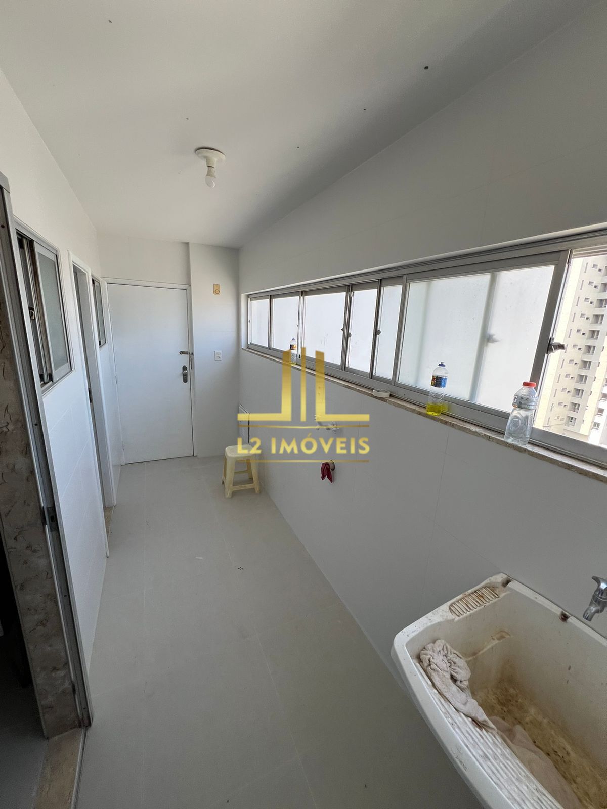 Apartamento à venda com 4 quartos, 140m² - Foto 17