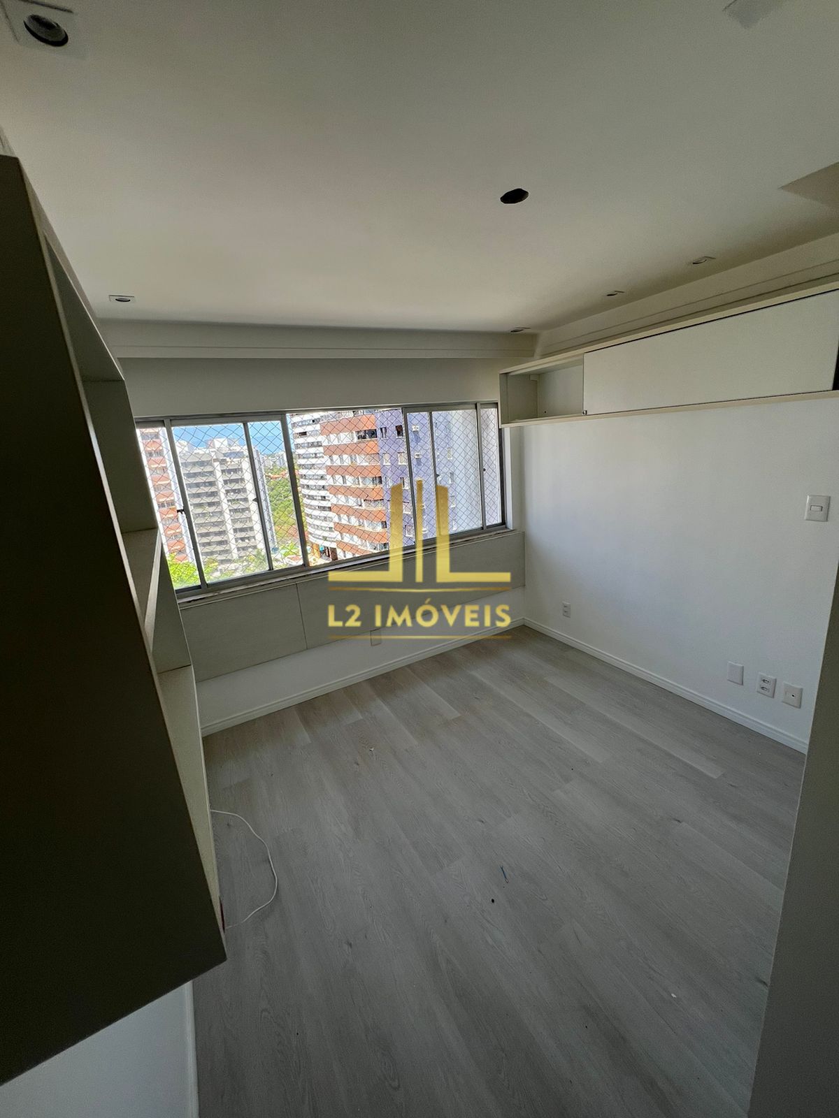 Apartamento à venda com 4 quartos, 140m² - Foto 11