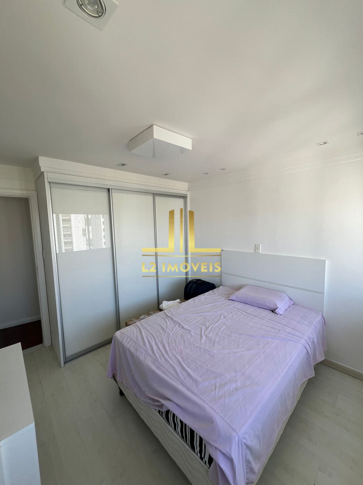 Apartamento à venda com 4 quartos, 140m² - Foto 6