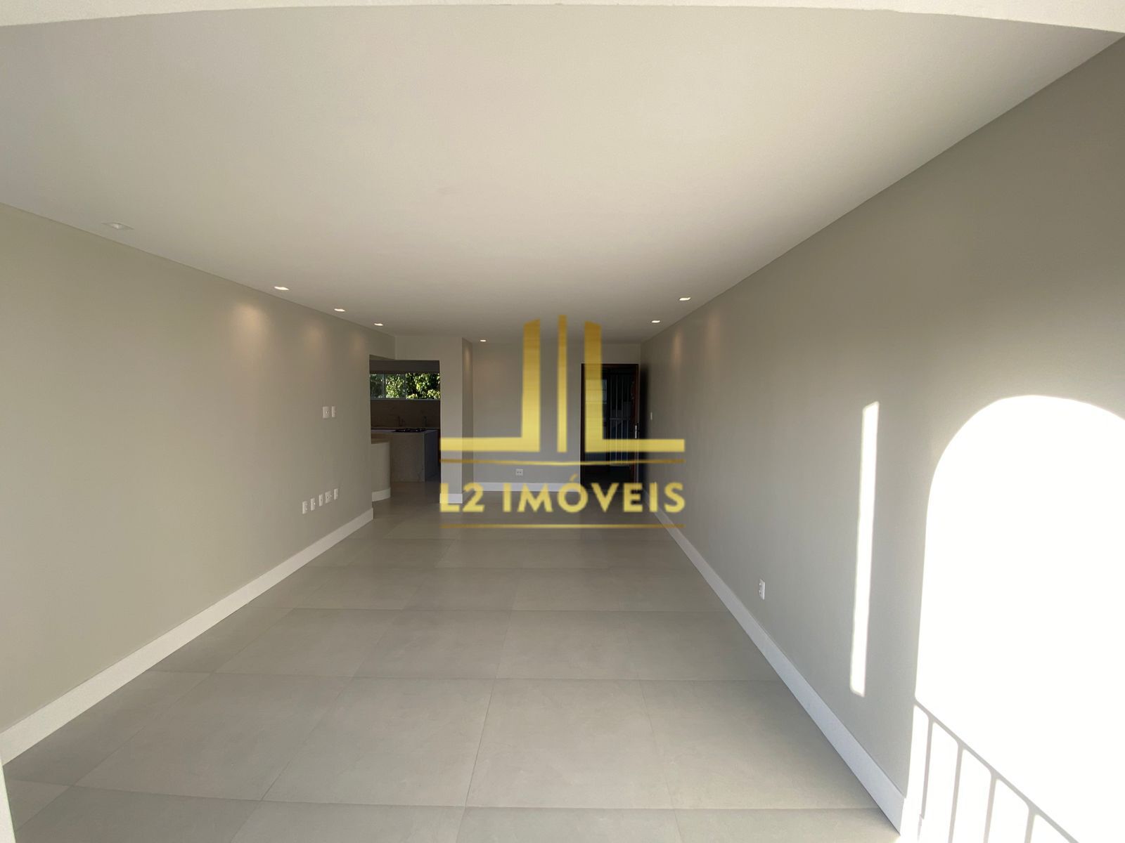 Apartamento à venda com 3 quartos, 110m² - Foto 10