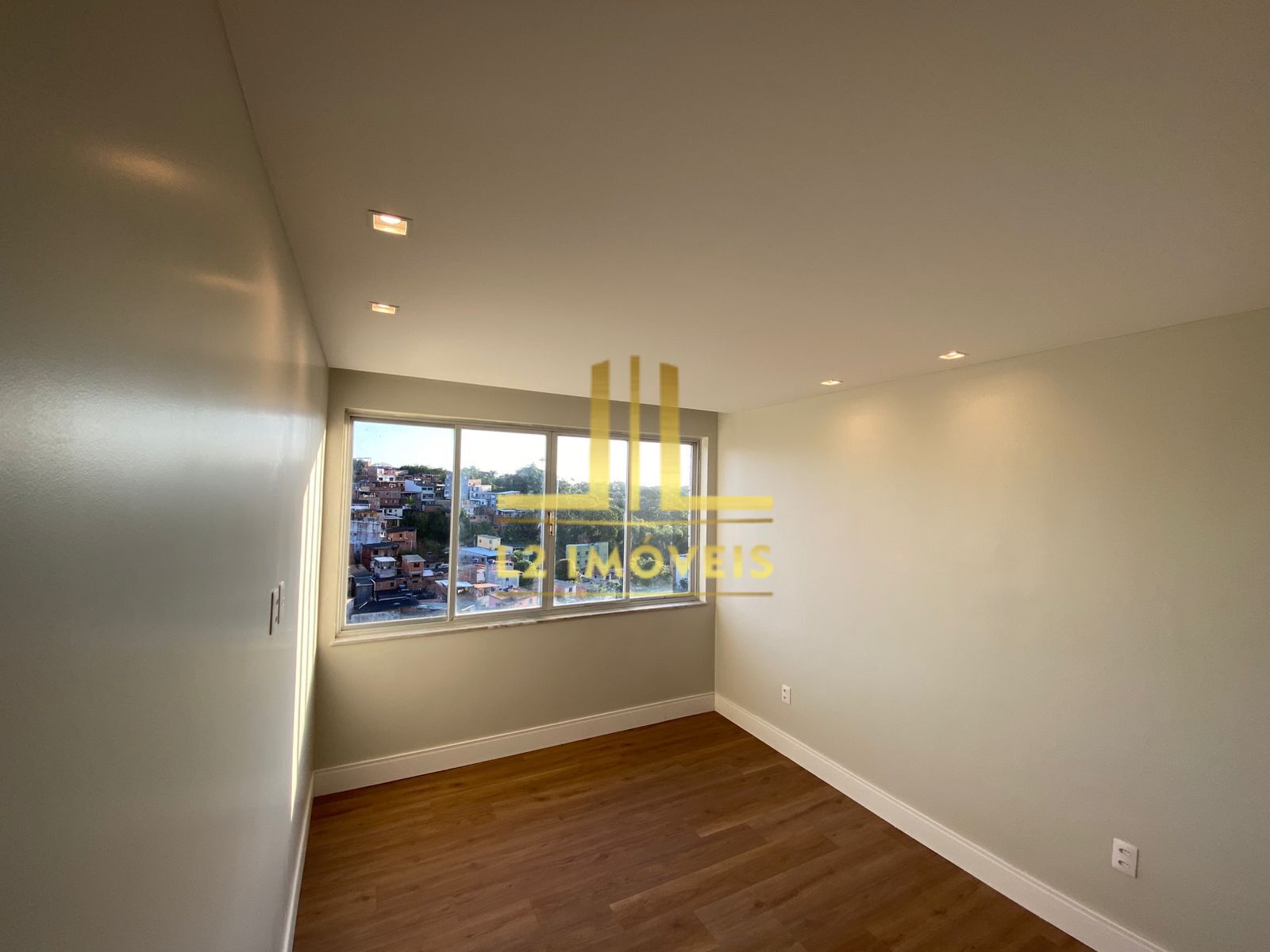 Apartamento à venda com 3 quartos, 110m² - Foto 5