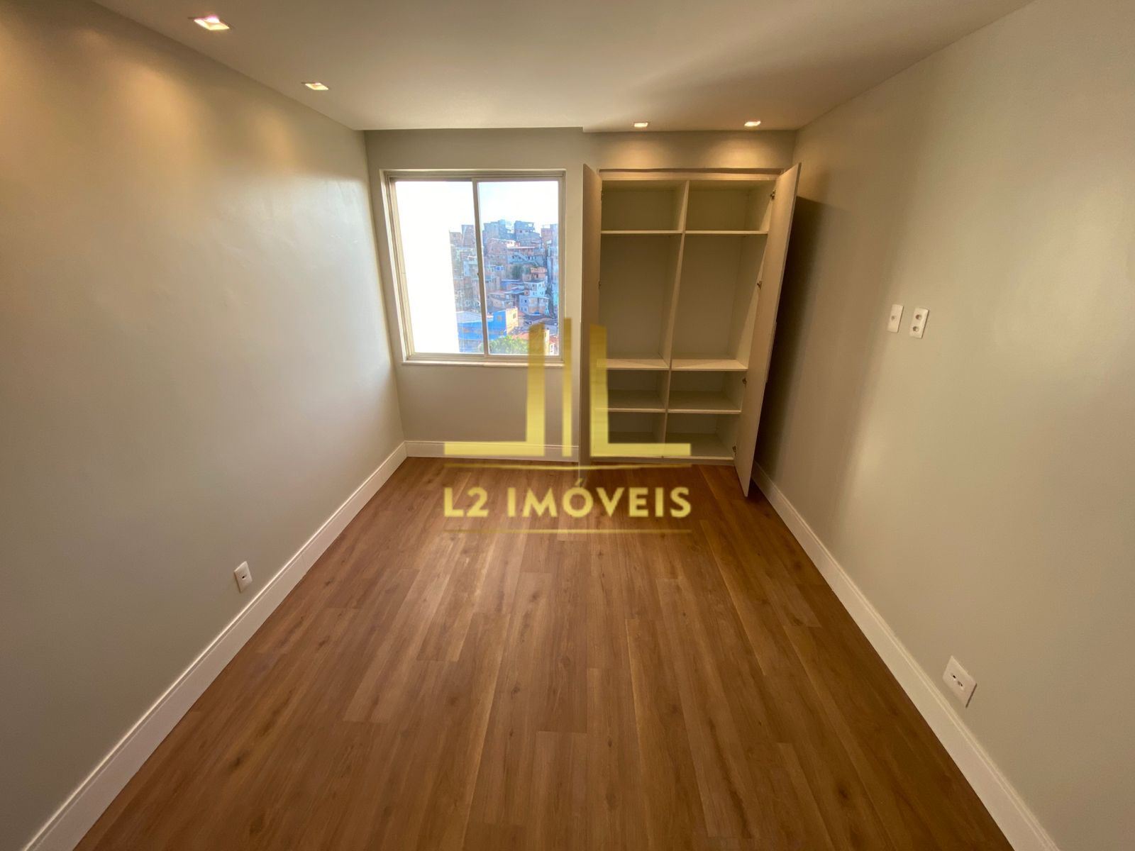 Apartamento à venda com 3 quartos, 110m² - Foto 7