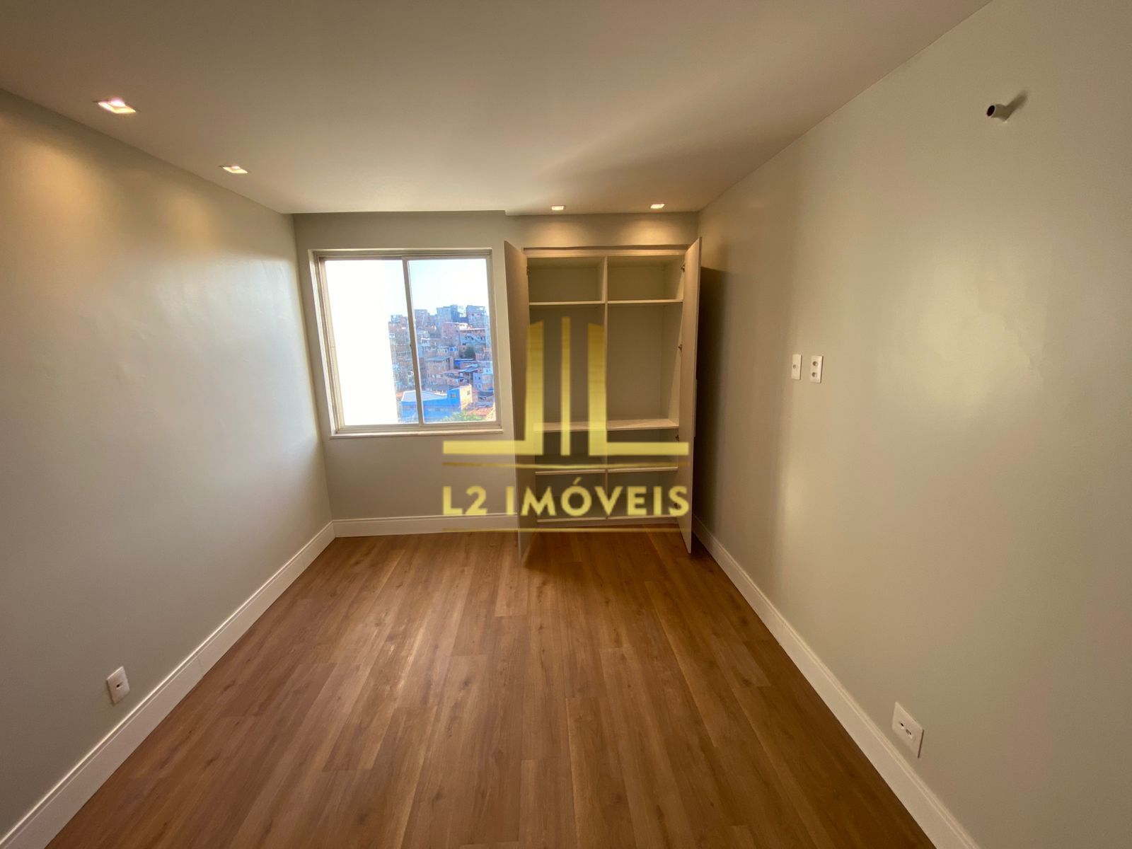 Apartamento à venda com 3 quartos, 110m² - Foto 19