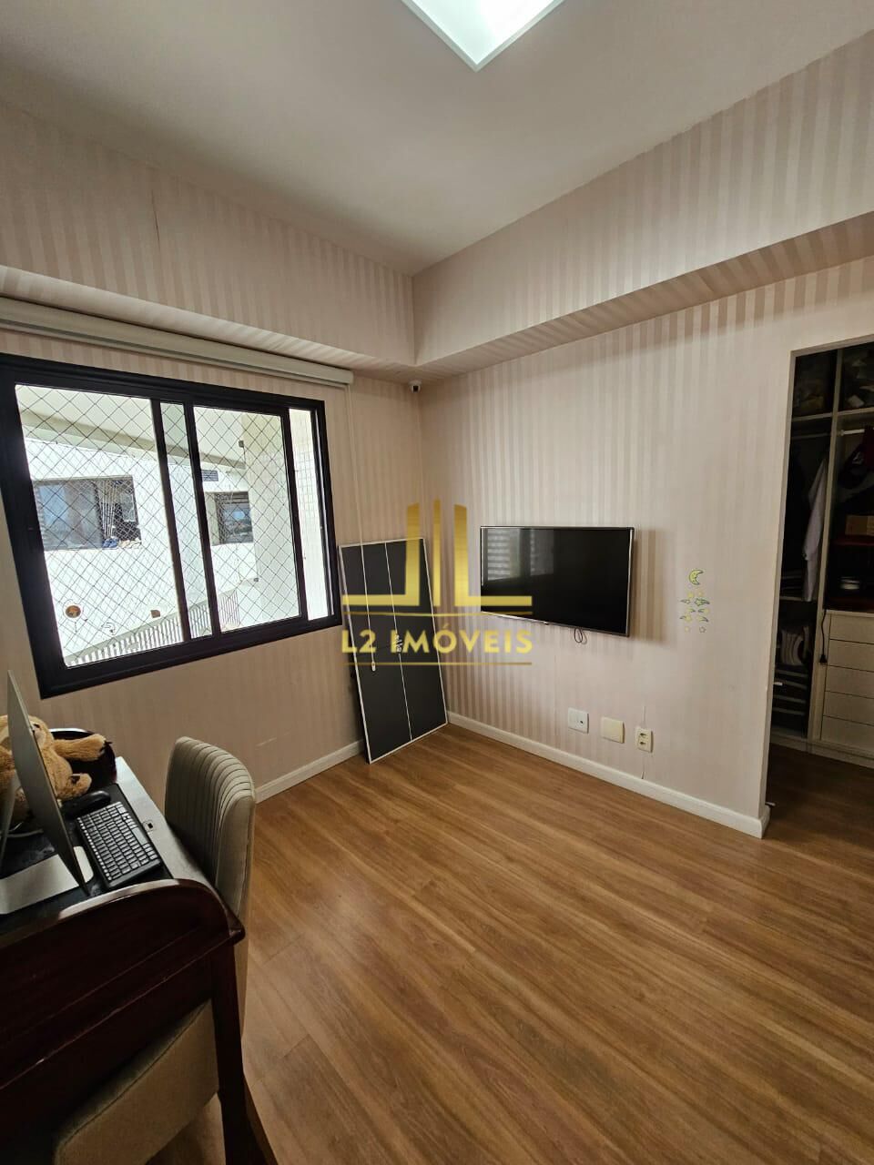 Apartamento - Horto florestal