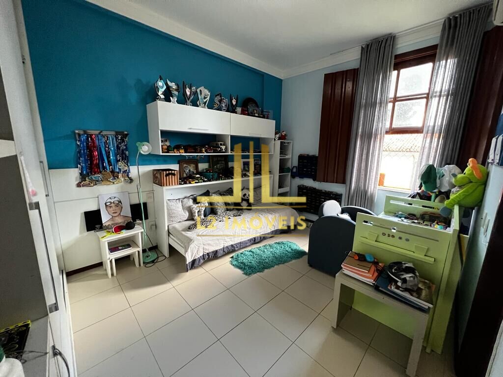 Casa à venda com 5 quartos, 900m² - Foto 11