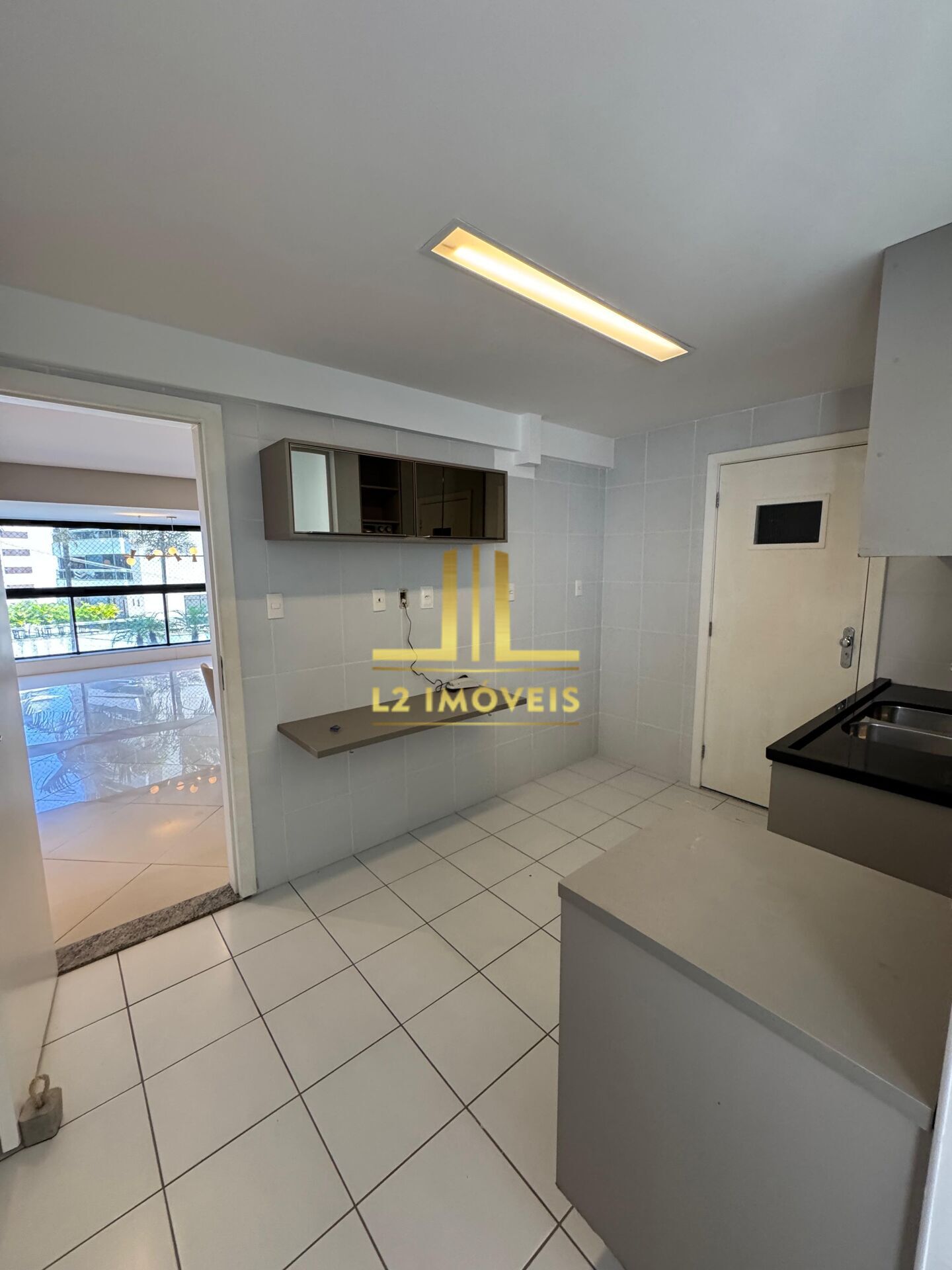 Apartamento à venda com 2 quartos, 105m² - Foto 16