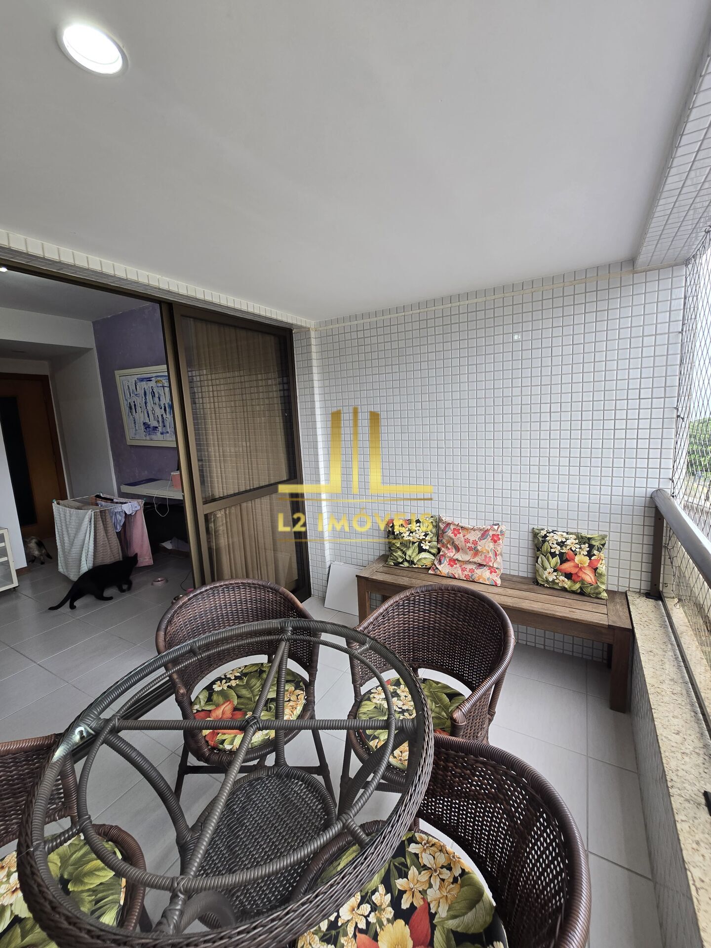 Apartamento à venda com 3 quartos, 89m² - Foto 3