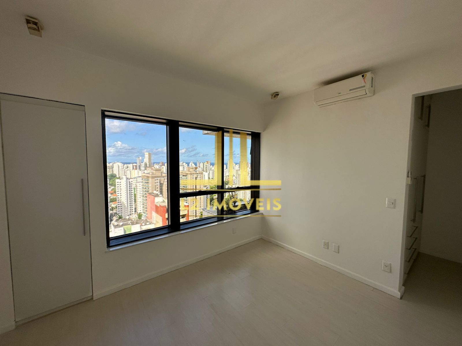 Apartamento à venda com 4 quartos, 250m² - Foto 9