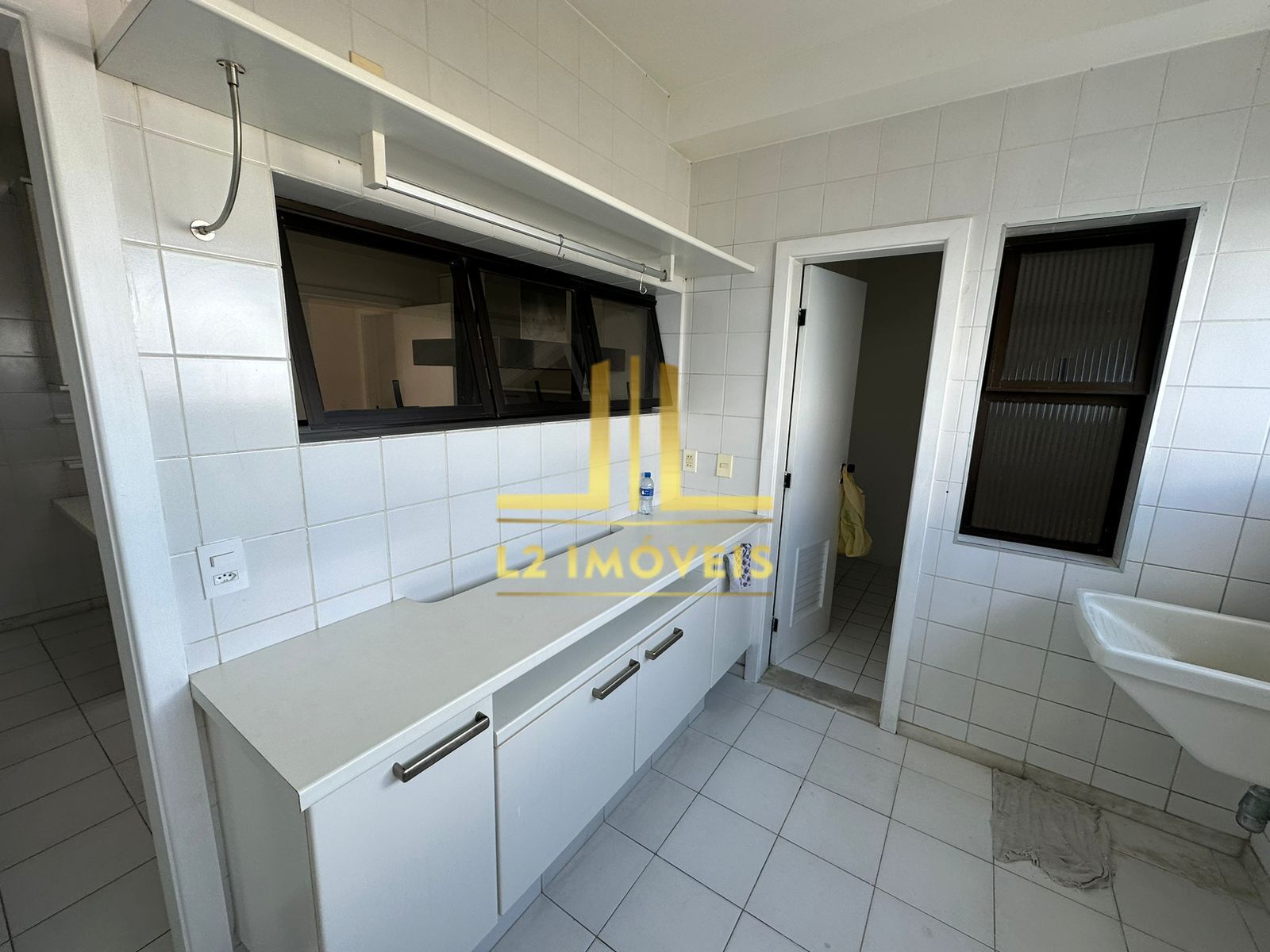 Apartamento à venda com 4 quartos, 250m² - Foto 12