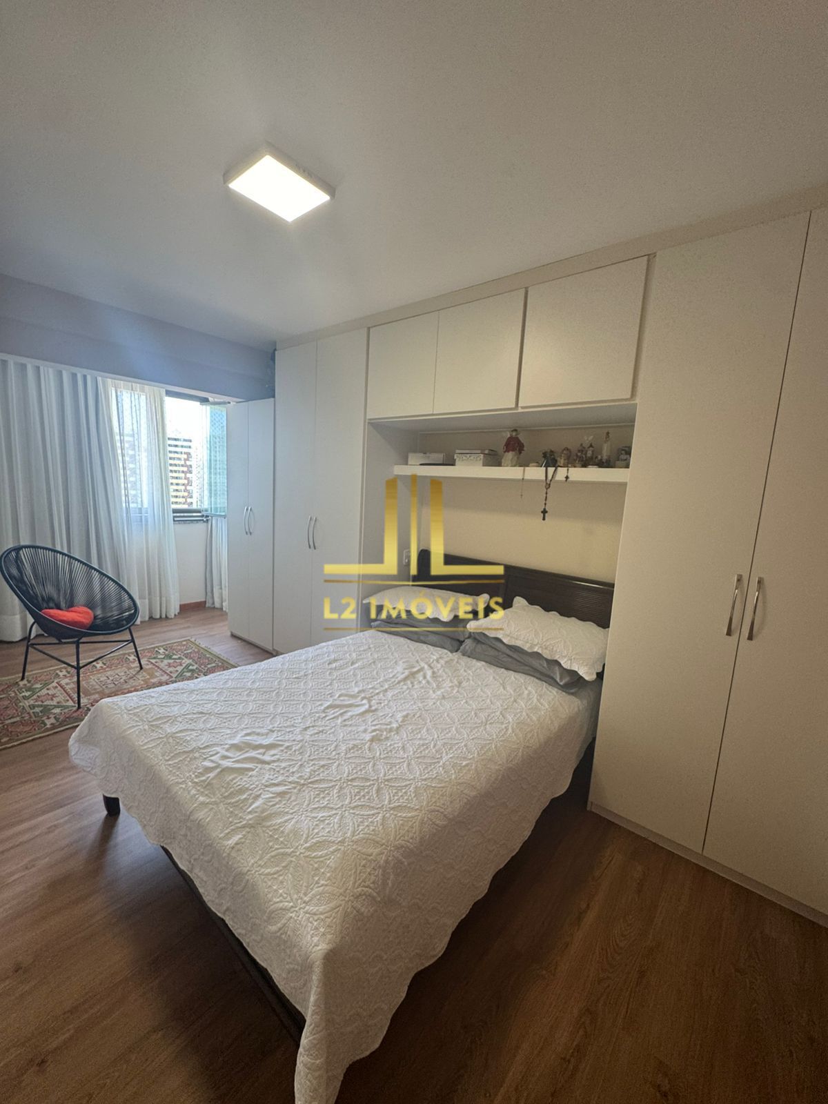 Apartamento à venda com 2 quartos, 90m² - Foto 4