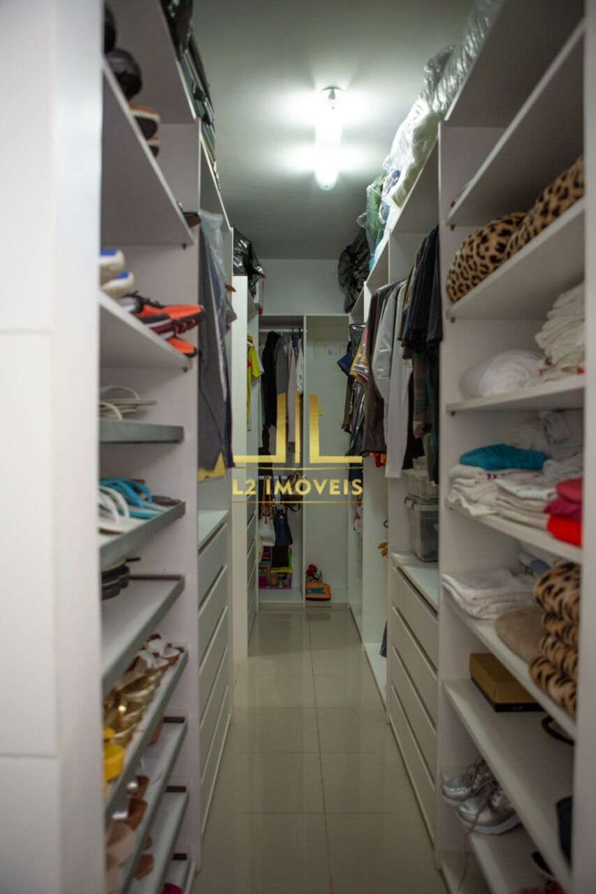 Casa, 5 quartos, 300 m² - Foto 15