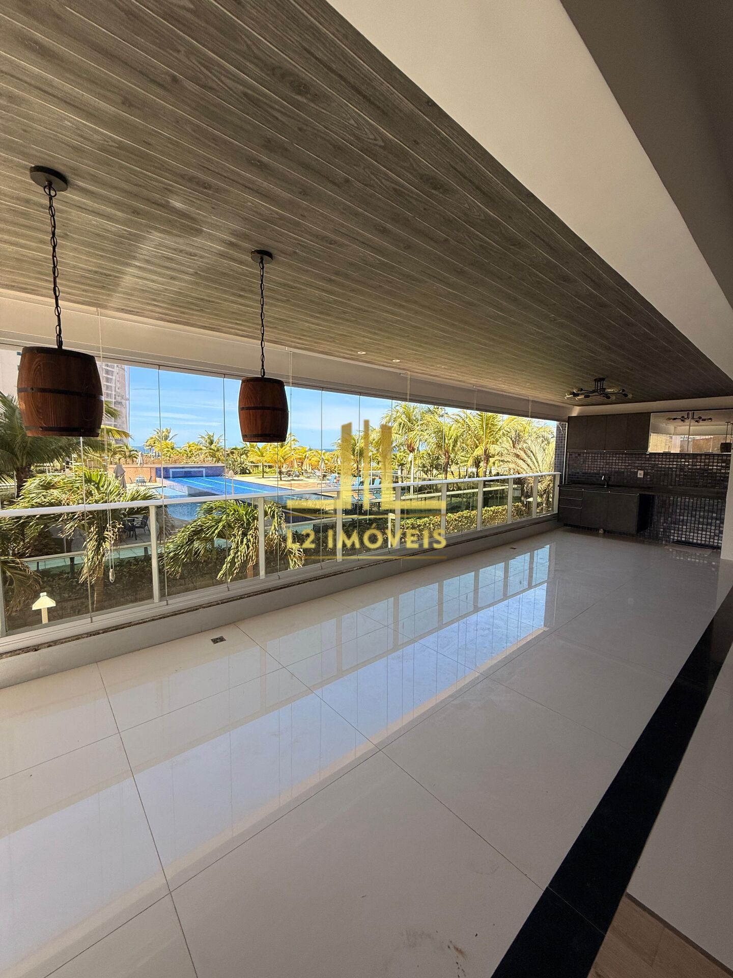 Apartamento à venda com 3 quartos, 166m² - Foto 3