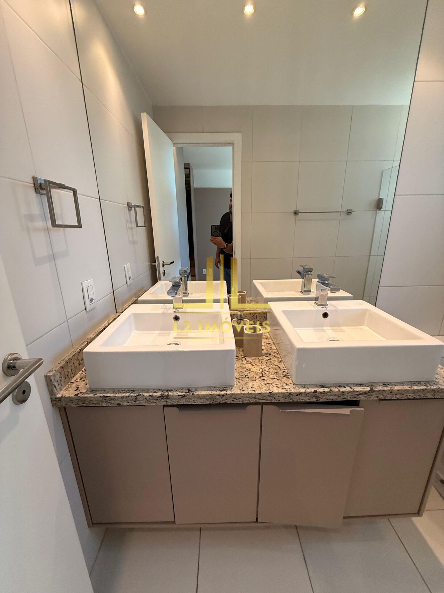 Apartamento à venda com 3 quartos, 166m² - Foto 18
