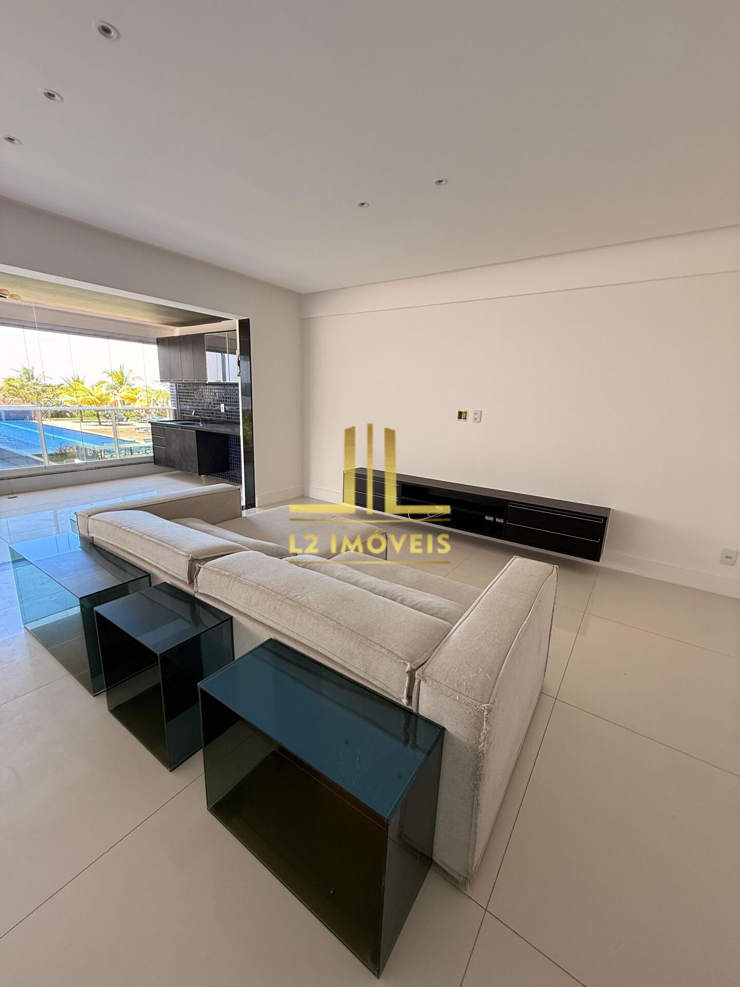 Apartamento à venda com 3 quartos, 166m² - Foto 1