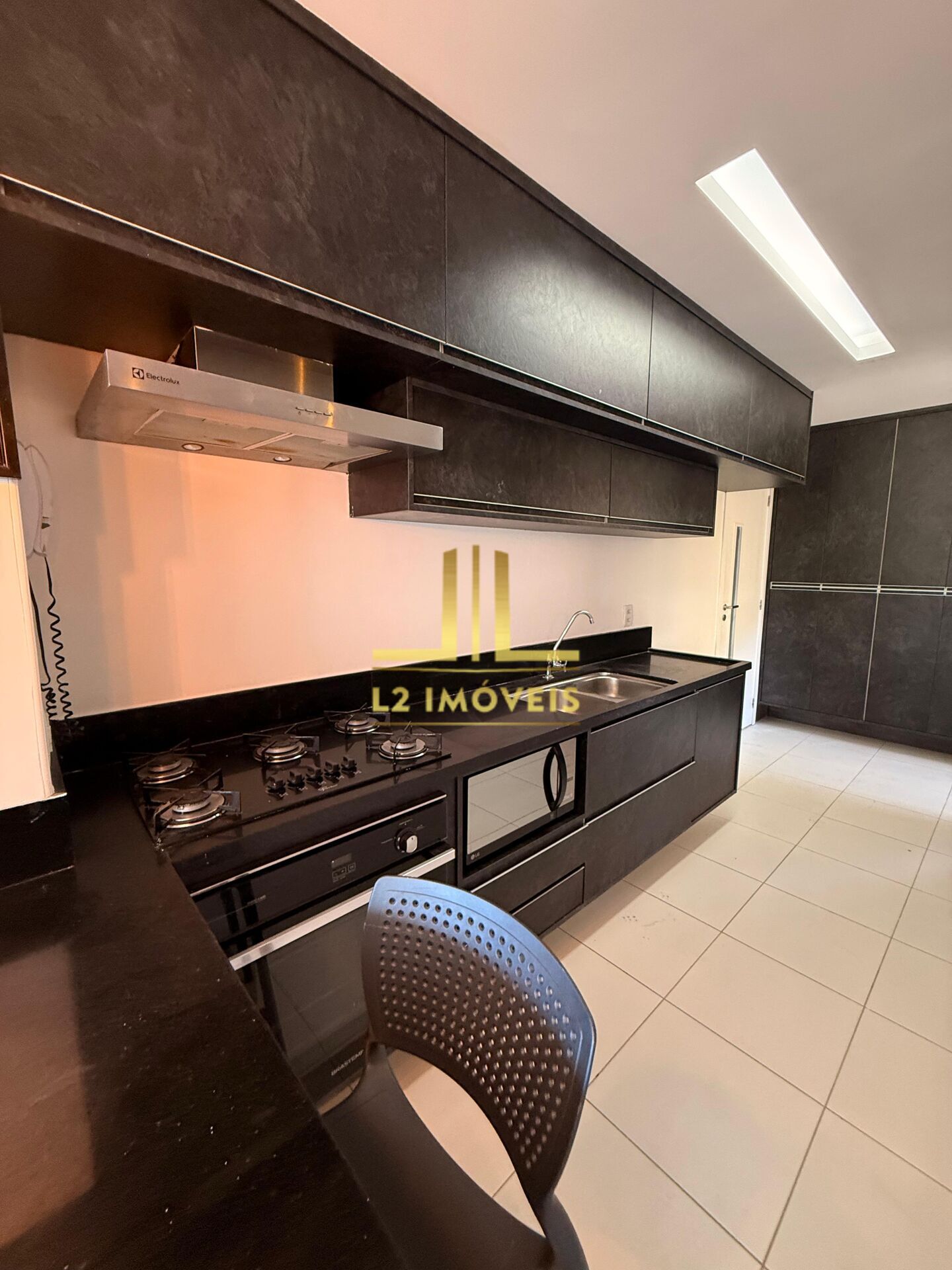 Apartamento à venda com 3 quartos, 166m² - Foto 12