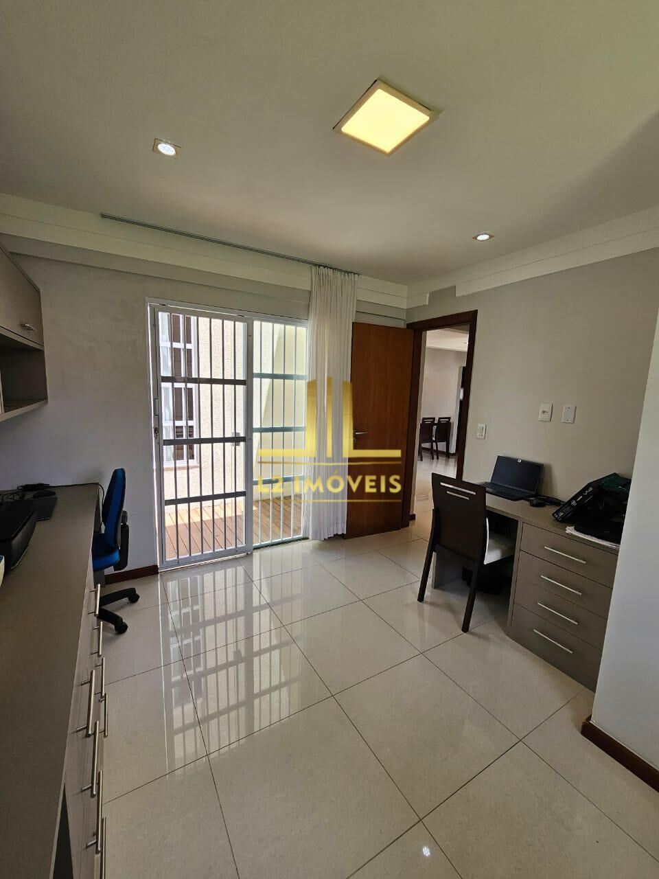 Casa à venda com 4 quartos, 207m² - Foto 31