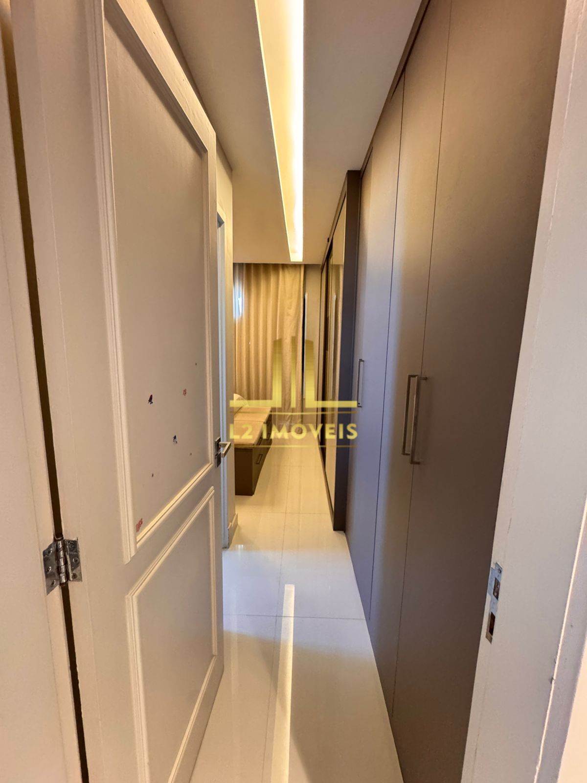 Apartamento à venda com 3 quartos, 110m² - Foto 11