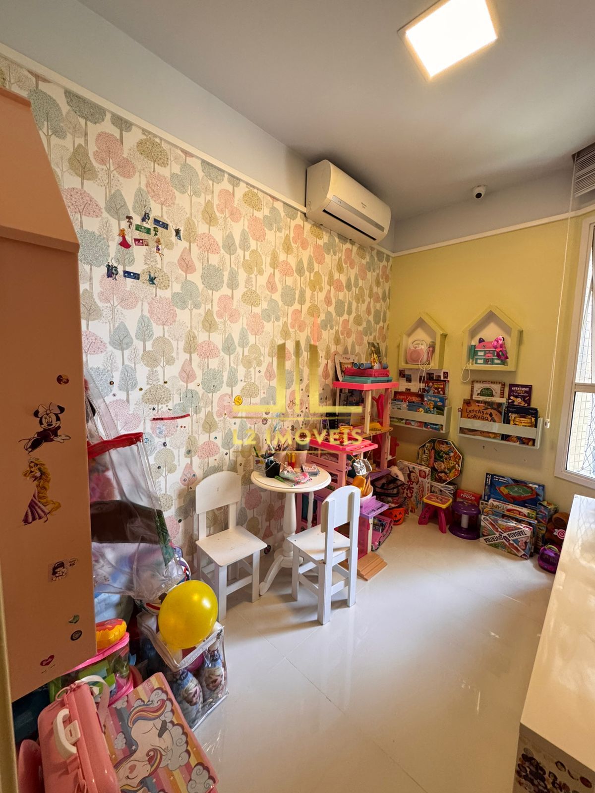 Apartamento à venda com 3 quartos, 110m² - Foto 9
