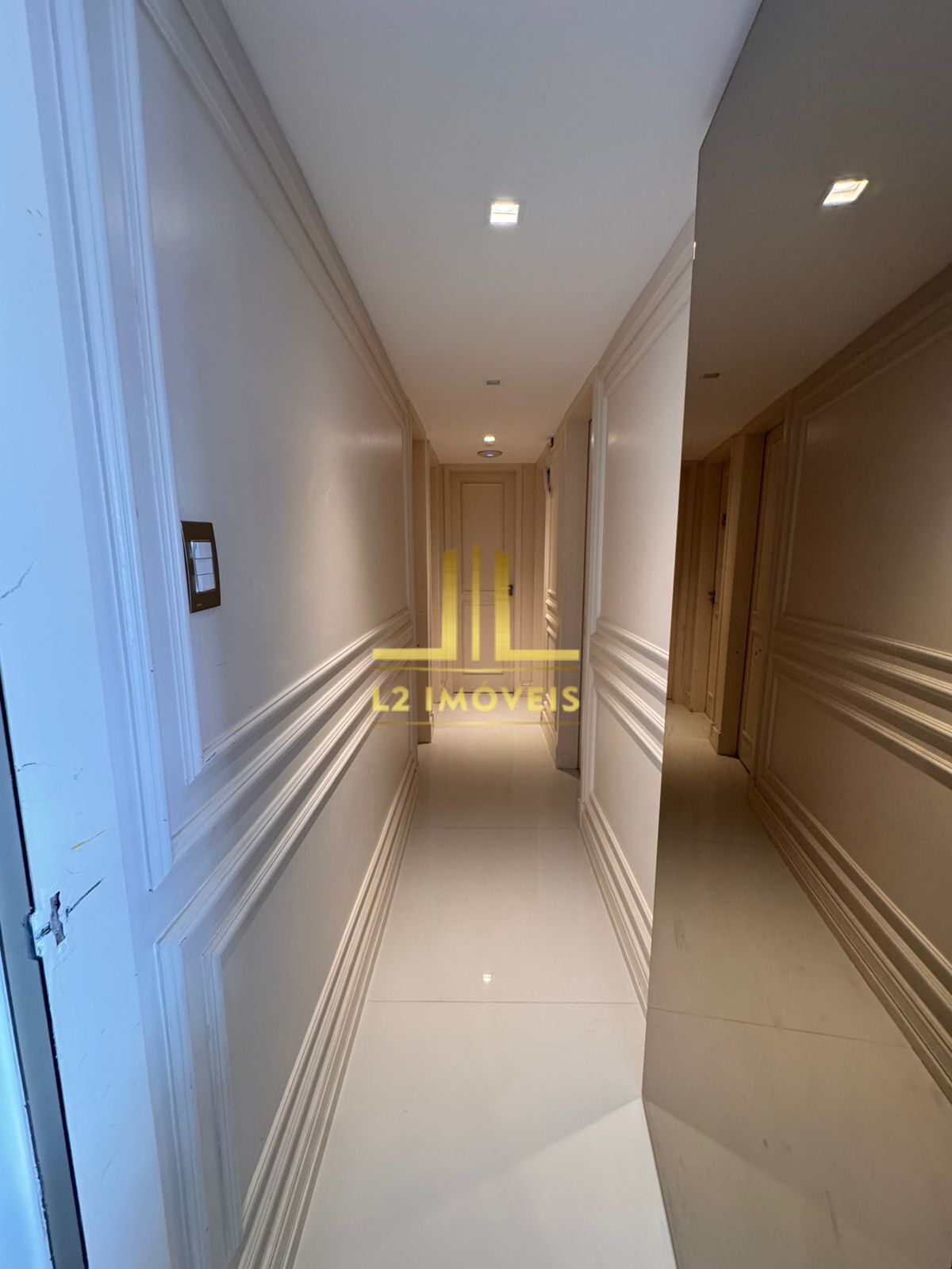 Apartamento à venda com 3 quartos, 110m² - Foto 8