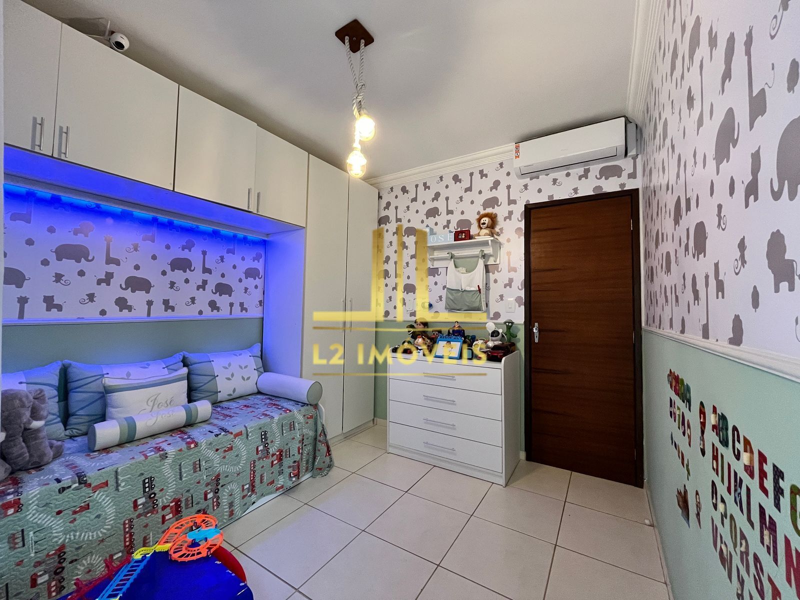 Casa de Condomínio à venda com 4 quartos, 150m² - Foto 13