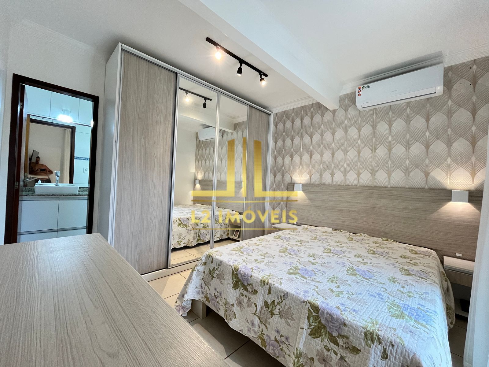 Casa de Condomínio à venda com 4 quartos, 150m² - Foto 9