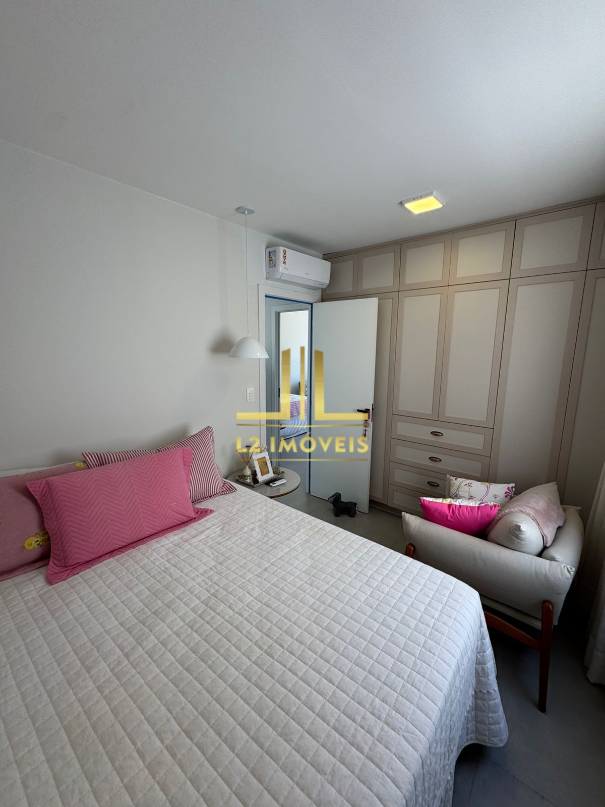Casa à venda com 4 quartos, 153m² - Foto 15