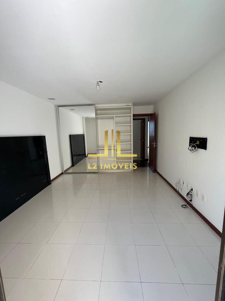 Cobertura à venda com 3 quartos, 300m² - Foto 4