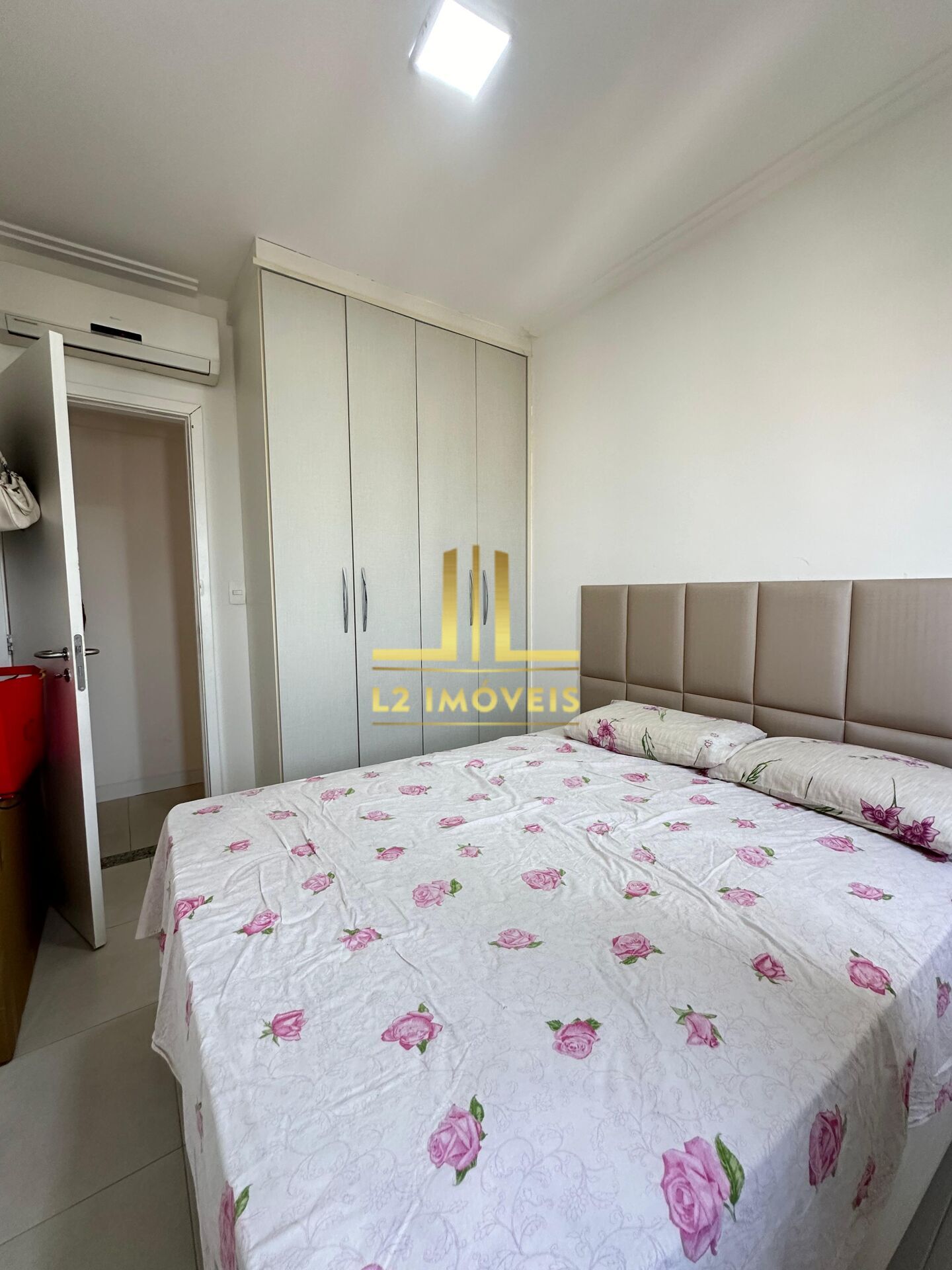 Apartamento à venda com 3 quartos, 84m² - Foto 9