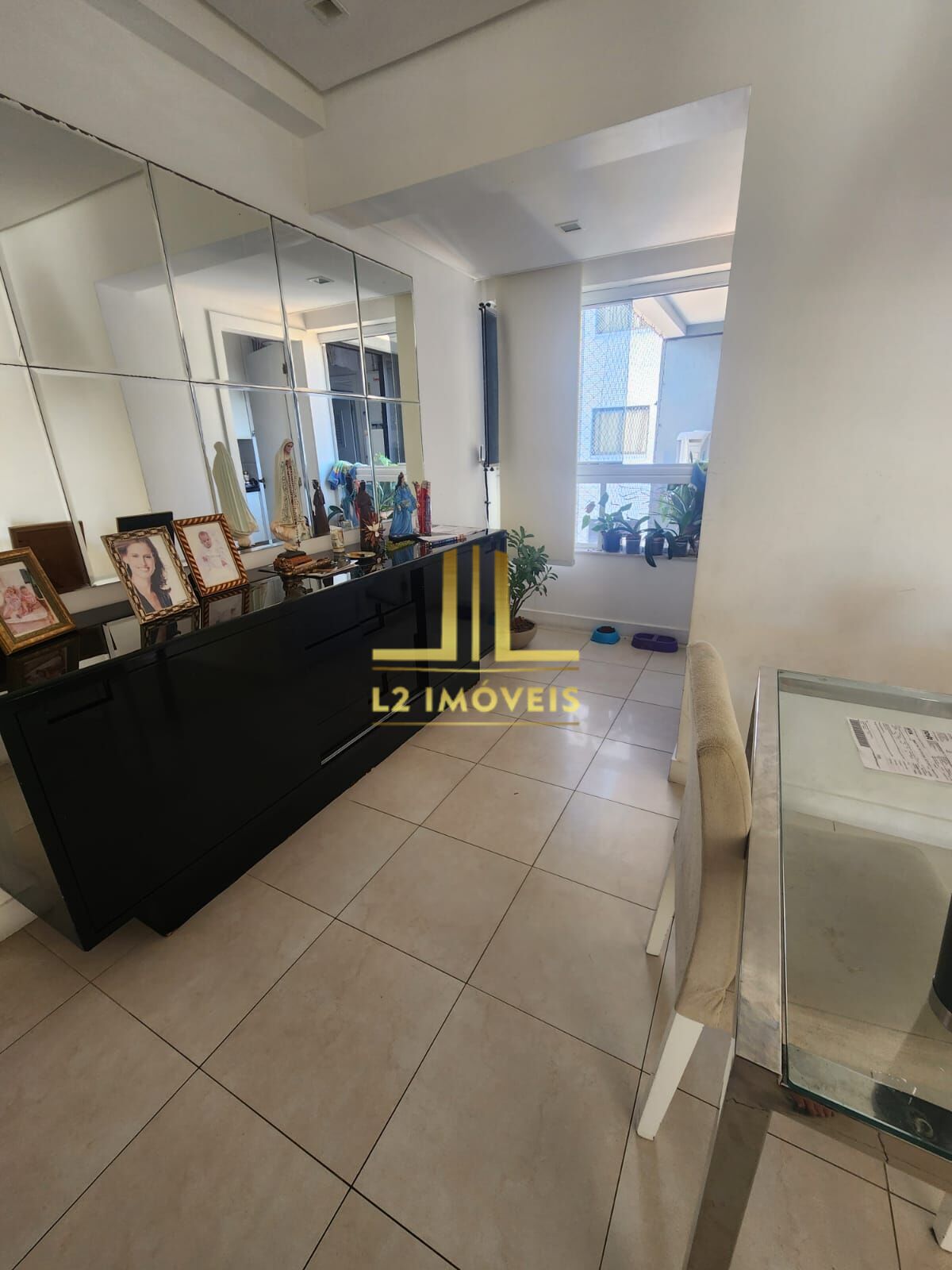 Apartamento à venda com 3 quartos, 188m² - Foto 3