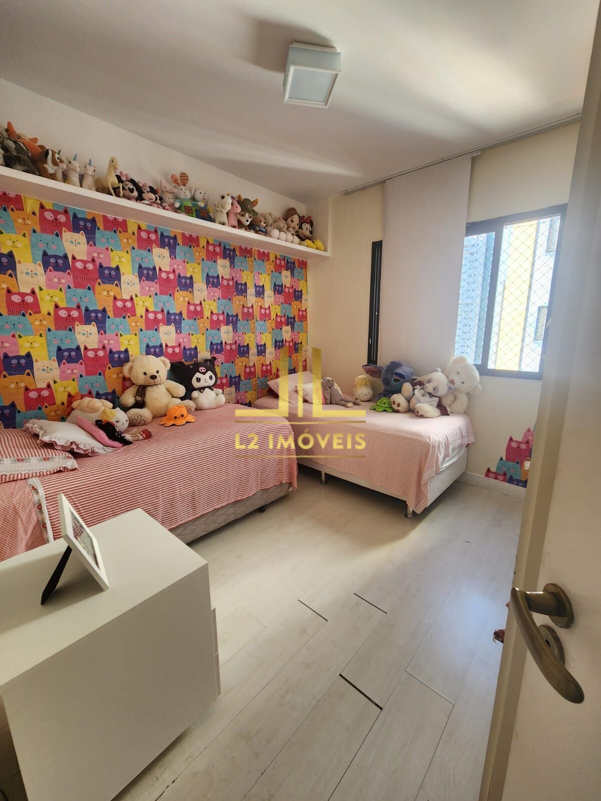Apartamento à venda com 3 quartos, 188m² - Foto 6