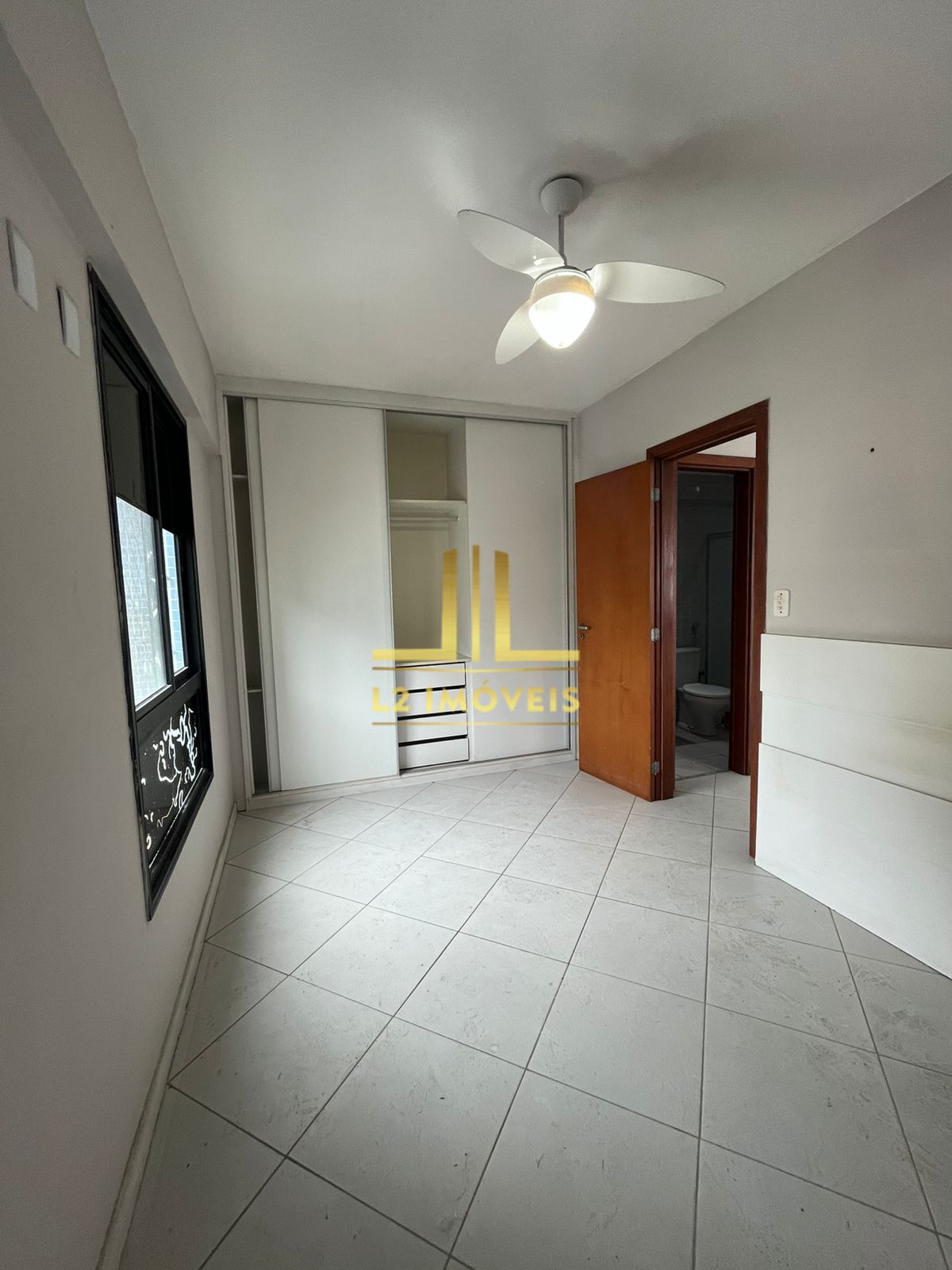 Apartamento à venda com 1 quarto, 50m² - Foto 5